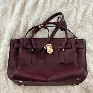 Michael kors purse